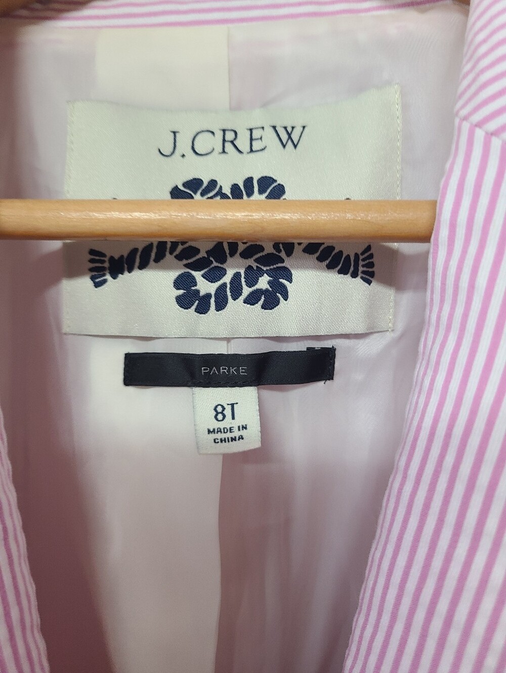 J.‎ Crew Pink Striped Seersucker Blazer - Picture 3 of 10